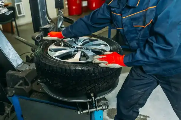 تبديل تواير متنقل الكويت,تبديل اطارات عند البيت